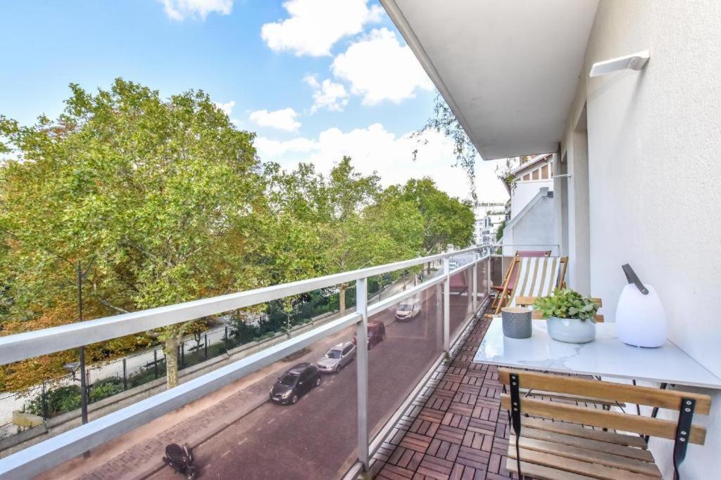 Luxury Paris La Vie En Rose Jacuzzi Terrasse Parking Διαμέρισμα Εξωτερικό φωτογραφία